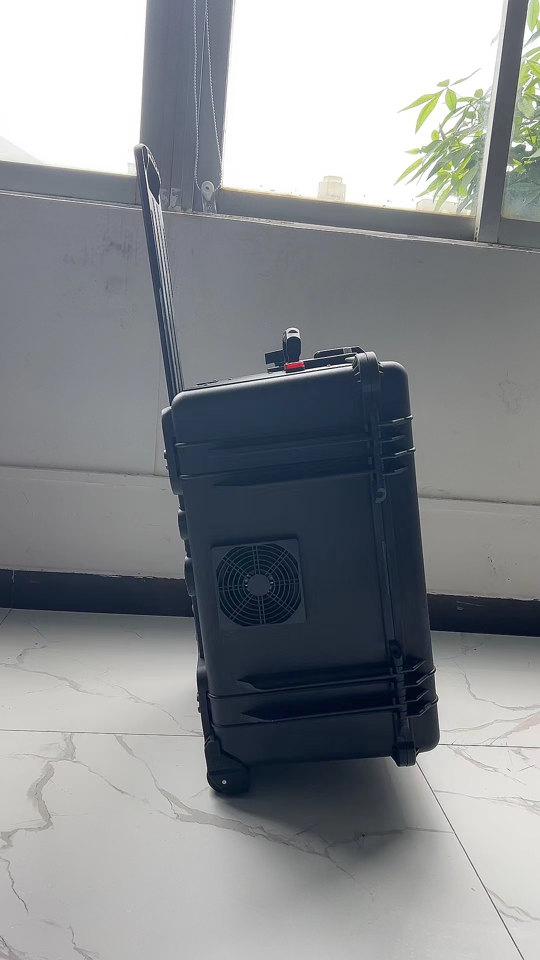 三江手拉箱型移动通信干扰器